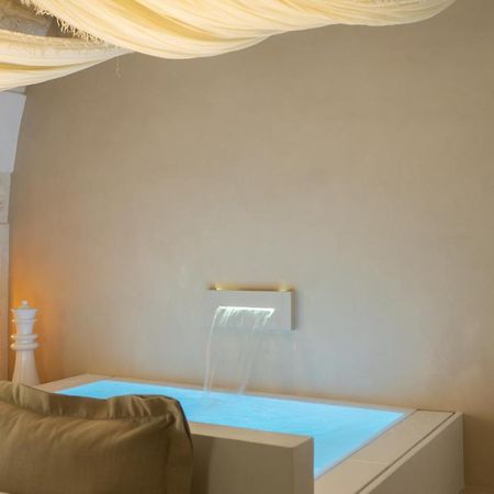 Eurydice Suite With Infinity Jacuzzi Ostuni Eksteriør billede