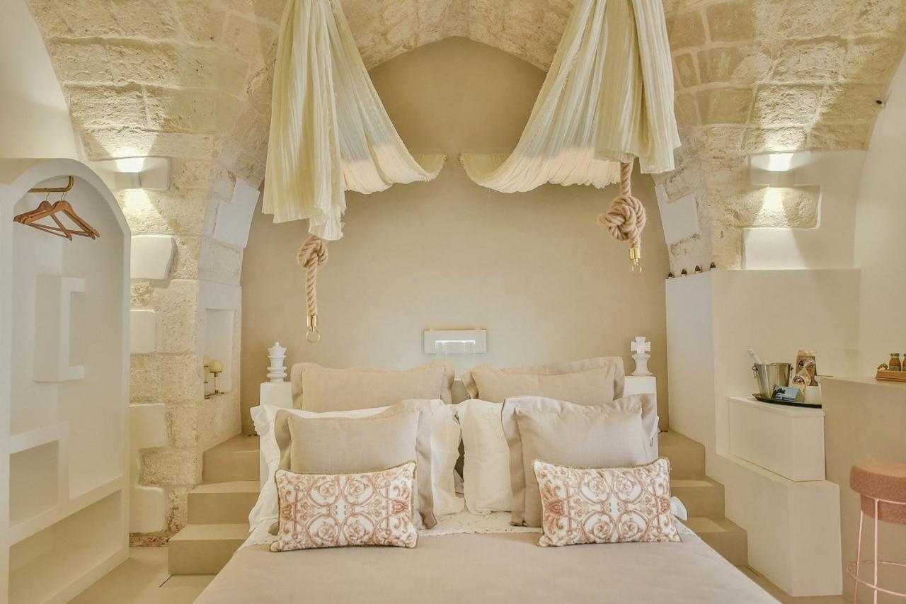 Eurydice Suite With Infinity Jacuzzi Ostuni Eksteriør billede